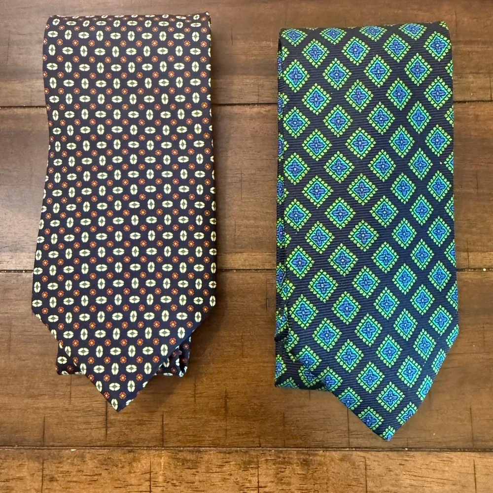 Brooks Brothers Patterned Luxury All Silk Ties  Lot of 2
